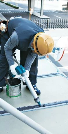 Makita Pistolet à Mastic Sans Fil 18 V - DCG180Z 3 Makita Pistolet à Mastic Sans Fil 18 V - DCG180Z – Image 3